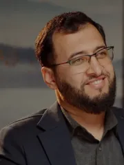 Ikrom Sharif