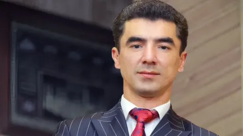 Abdulla Qurbonov