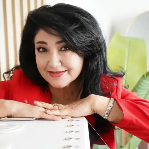 Shohida Uzoqova