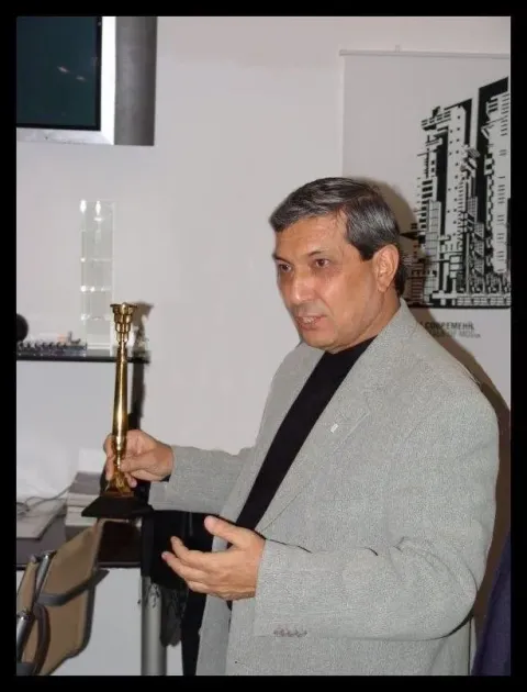 Botir Usmonov