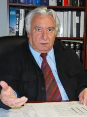 Leon Adamov