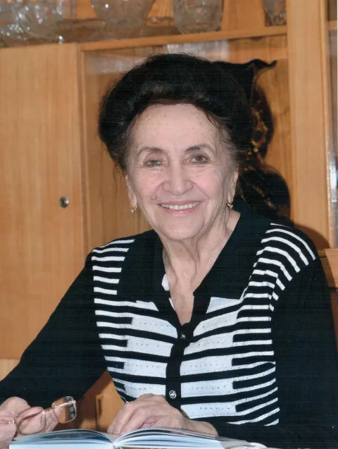Naima Maxmudova