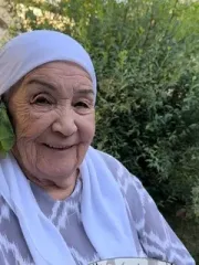 Zuhra Buvi