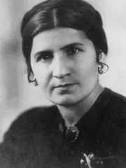 Zamira Hidoyatova